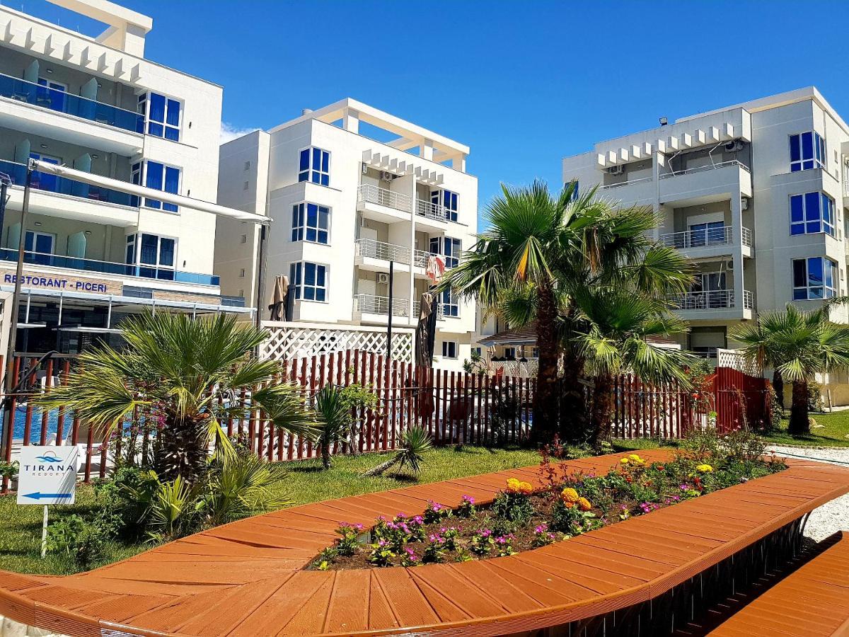 Flori Beach Apartment Radhimë Esterno foto
