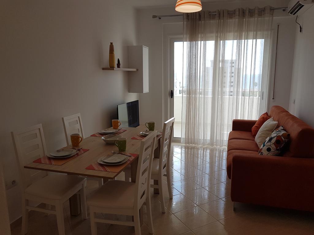 Flori Beach Apartment Radhimë Esterno foto